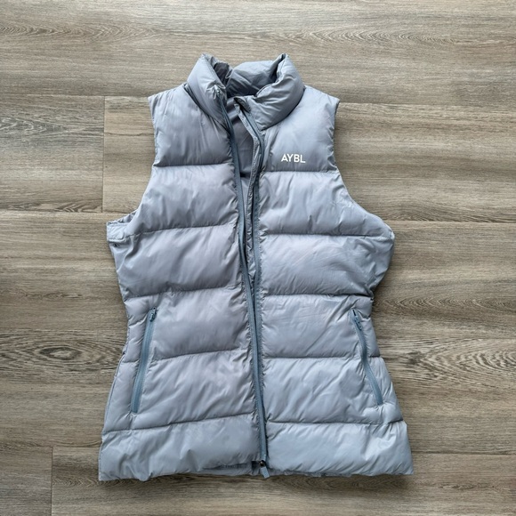 AYBL Puffer Vest - Picture 1 of 6